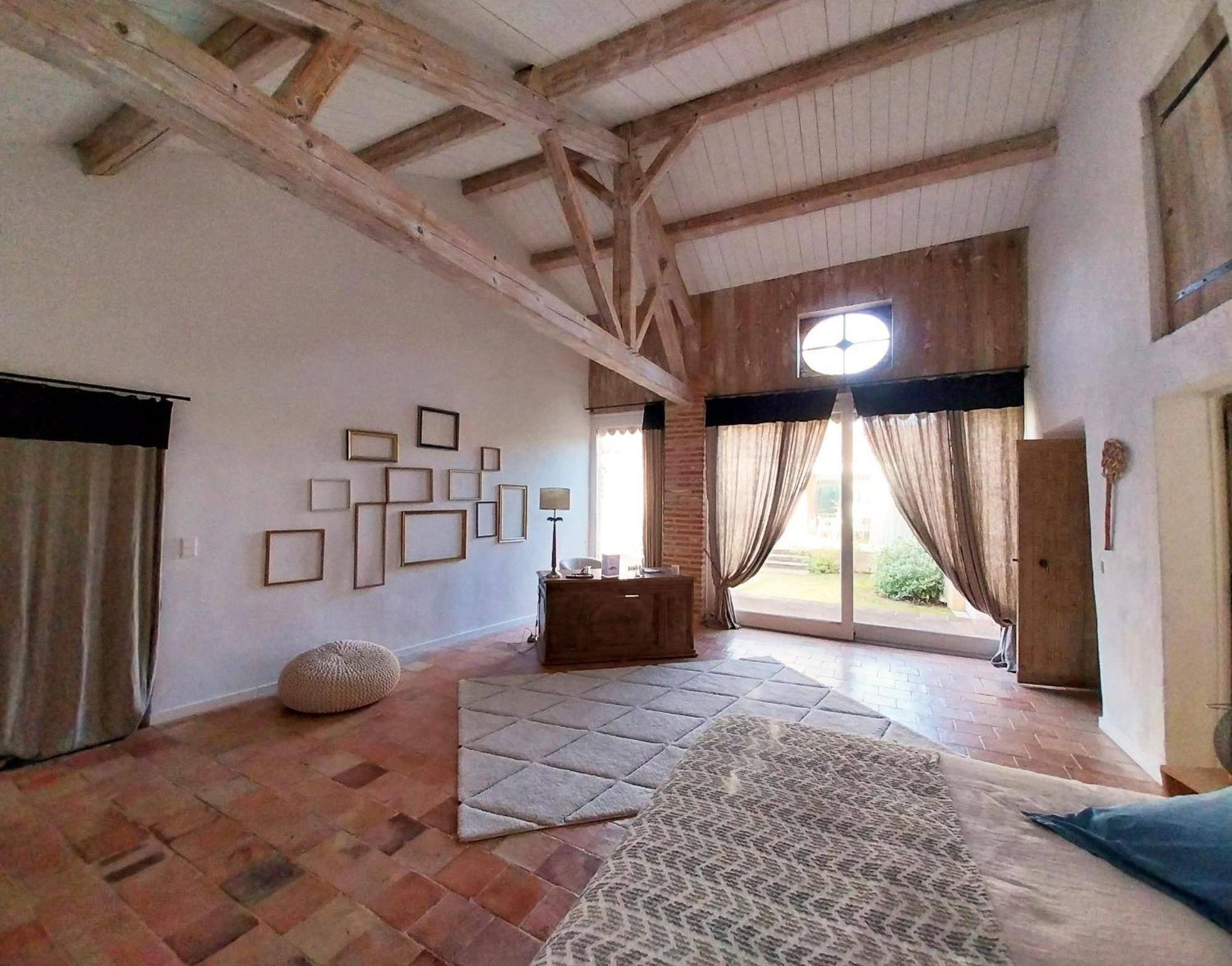 Chateau Gautoul Puy-l'Eveque Bilik gambar